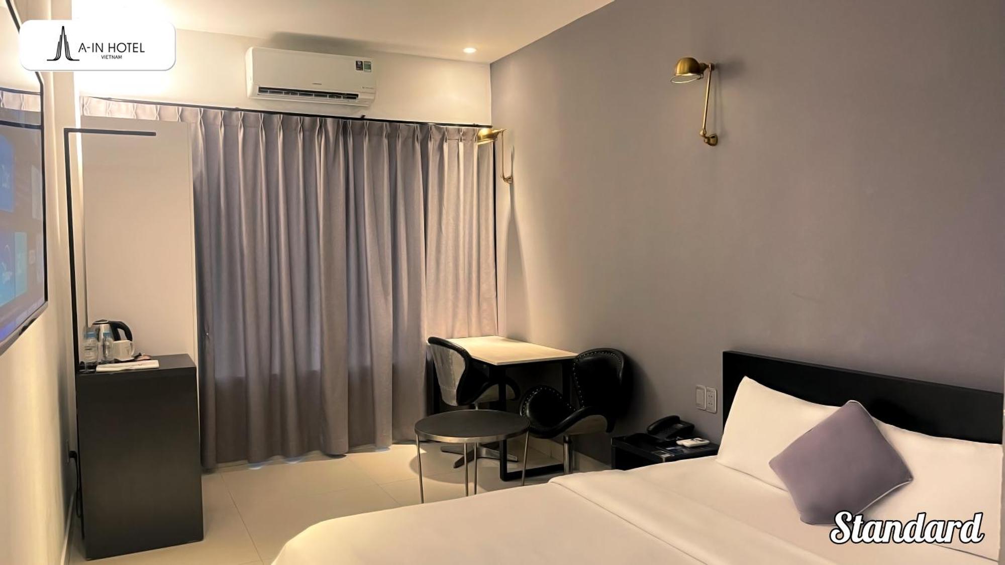 A In Hotel Riverside Хошимин Экстерьер фото